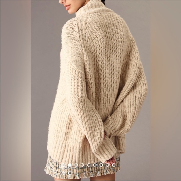 ANTHROPOLOGIE - MAEVE tan chunky knit the Dakota over size turtleneck sweater - Picture 3 of 11